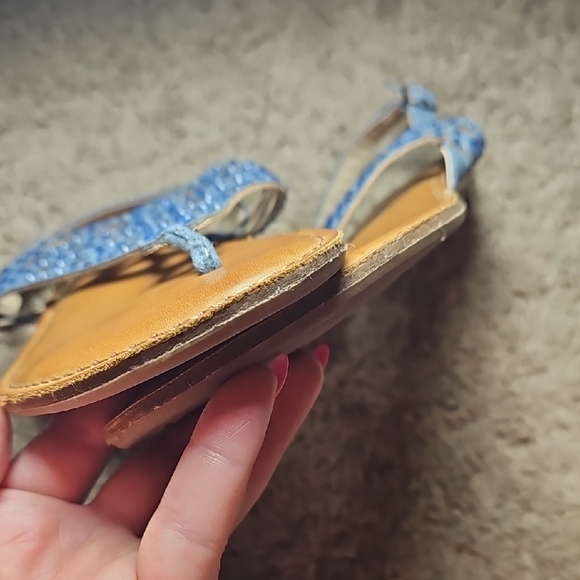 Zigi Soho Perforated Rhinestone Blue Sandals Shimmer Size 8.5 Womens B22 - Picture 4 of 9